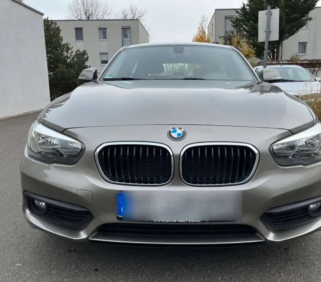 Gebraucht BMW 118 Advantage 136 PS (100 kW) 2015 Beige Kleinwagen