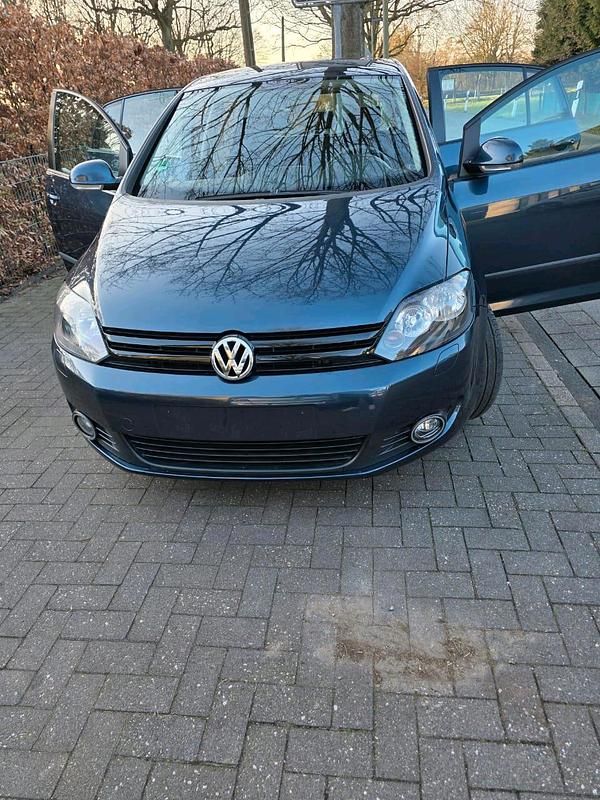 Gebraucht VW Golf VI Trendline 105 PS (77 kW) 2010 Andere farben Kleinwagen