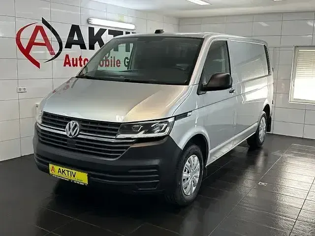Gebraucht VW Transporter 150 PS (110 kW) 2022 Silber Van