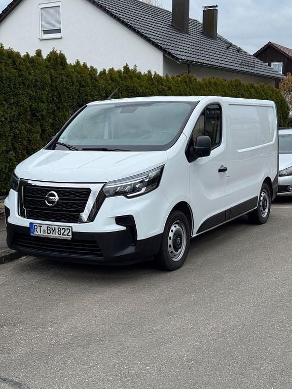 Gebraucht Nissan Primastar 110 PS (80 kW) 2022 Schwarz Van / Kleinbus