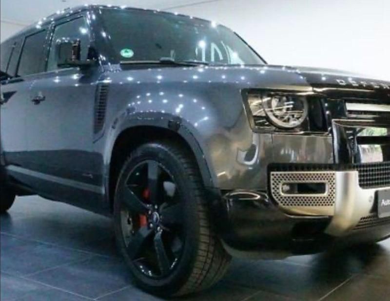 Braun Gebraucht 2021 Land Rover Defender SE Dynamic SUV | 68.500 € (Fairer Preis) - Bild 1/4