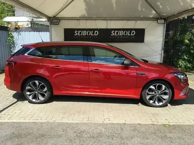 Gebraucht Renault Mégane GT Line GT-Line 159 PS (116 kW) 2020 Rot Limousine