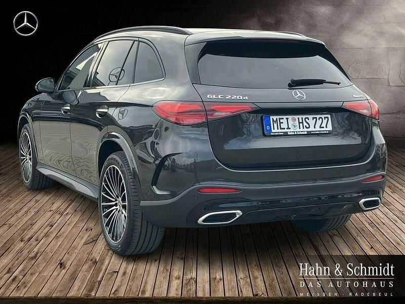 Gebraucht Mercedes GLC220 AMG 197 PS (144 kW) 2026 Lack graphitgrau SUV