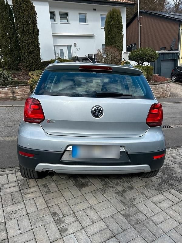 Gebraucht VW Polo Cross 90 PS (66 kW) 2016 Silber Kleinwagen