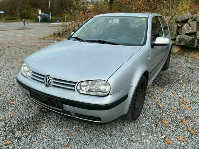 VW Golf IV gebraucht in Nagold (9) - AutoUncle