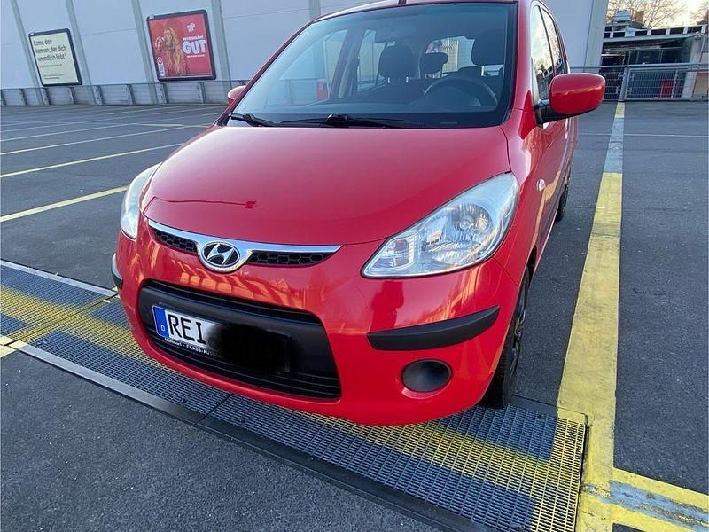 Rot Gebraucht 2009 Hyundai i10 Classic Kleinwagen | 2.300 € (Fairer Preis) - Bild 1/4
