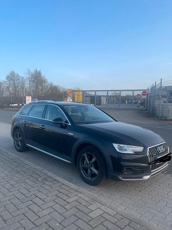 Gebraucht Audi A4 Allroad 190 PS (139 kW) 2018 Schwarz Kombi
