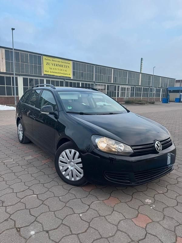 Gebraucht VW Golf VI 105 PS (77 kW) 2011 Schwarz Kleinwagen