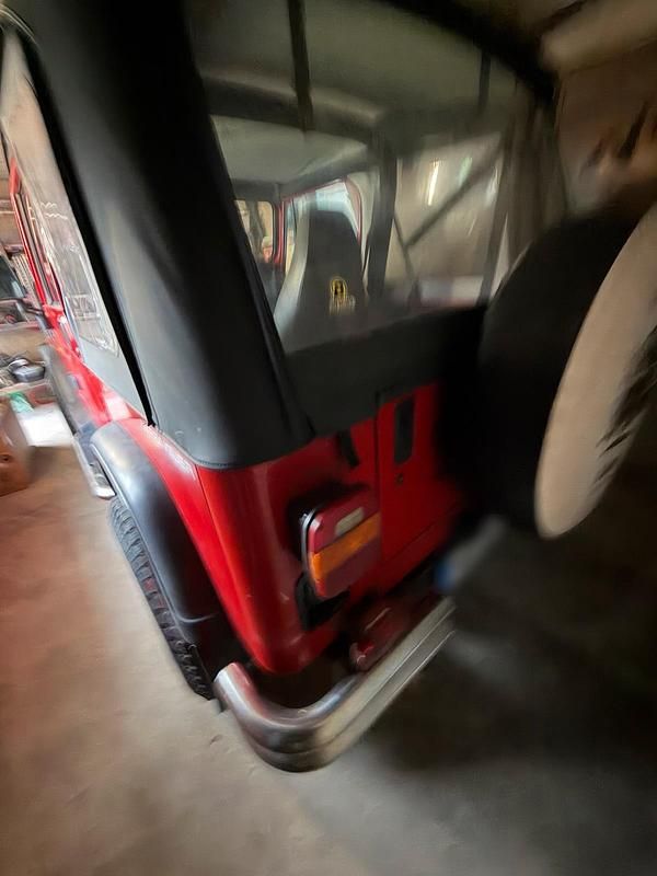 Gebraucht Jeep Wrangler 120 PS (88 kW) 1994 Rot SUV