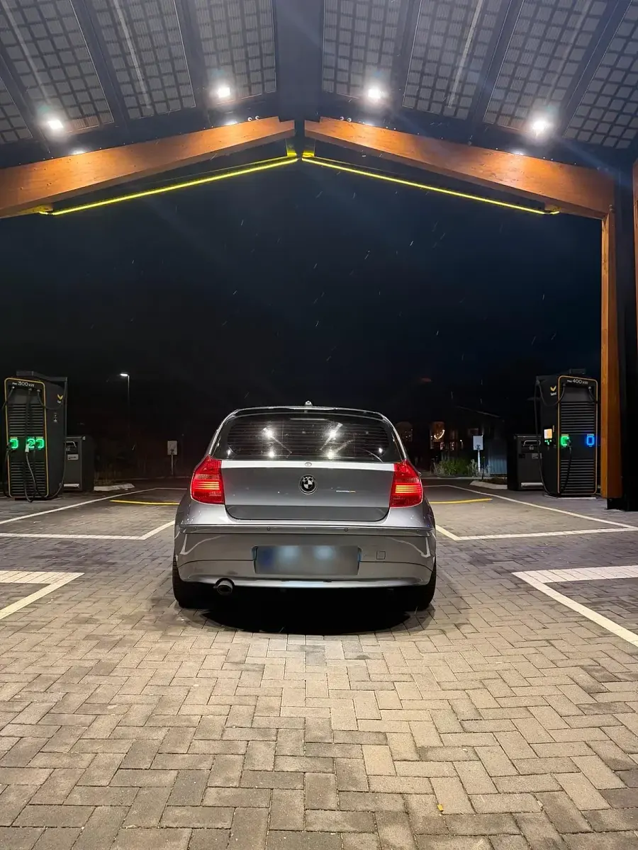 Gebraucht BMW 120 163 PS (119 kW) 2006 Grau Kleinwagen
