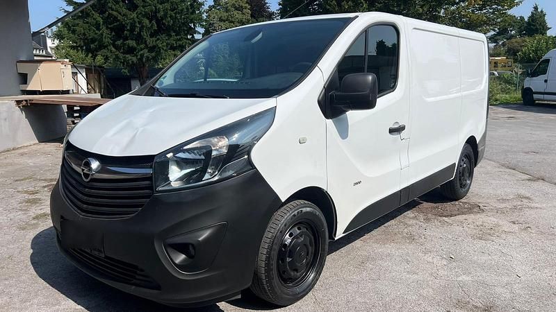 Weiß Gebraucht 2017 Opel Vivaro Van | 6.750 € (Superpreis) - Bild 1/4