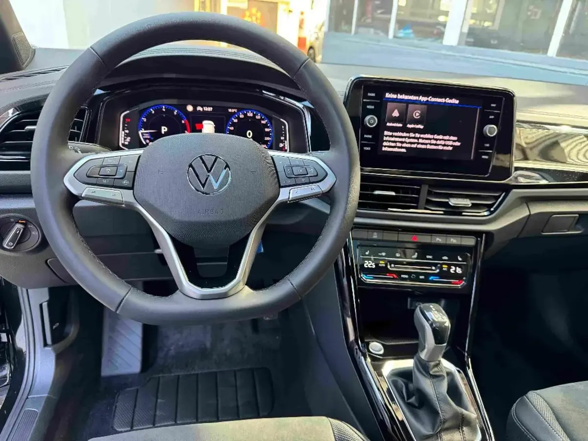 Gebraucht VW T-Roc Style 150 PS (110 kW) 2026 SUV