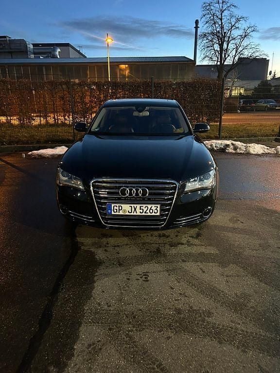 Gebraucht Audi A8 Premium 351 PS (258 kW) 2011 Schwarz Limousine