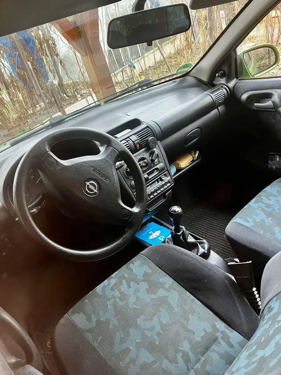 Gebraucht Opel Corsa Edition 54 PS (39 kW) 2000 Grün Limousine