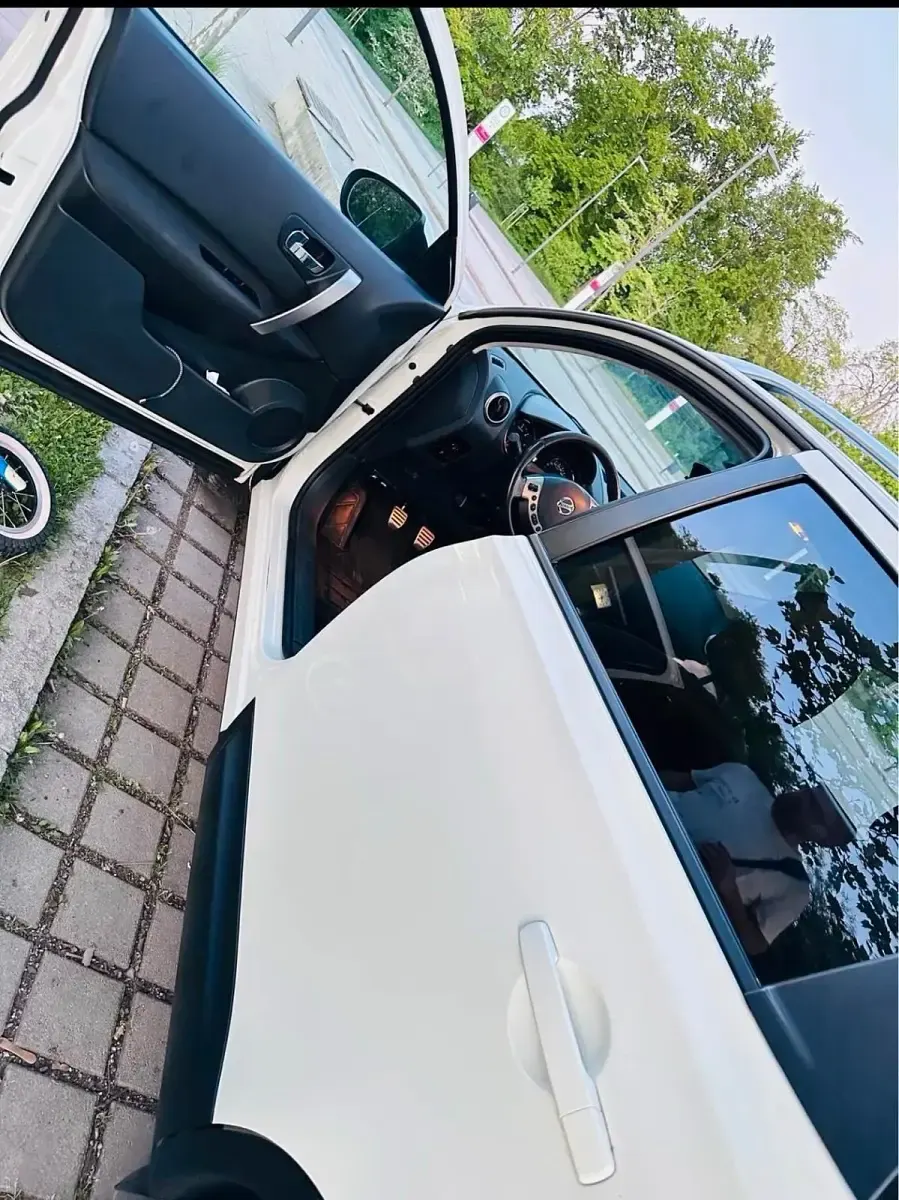 Gebraucht Nissan Qashqai +2 130 PS (95 kW) 2012 Weiß SUV