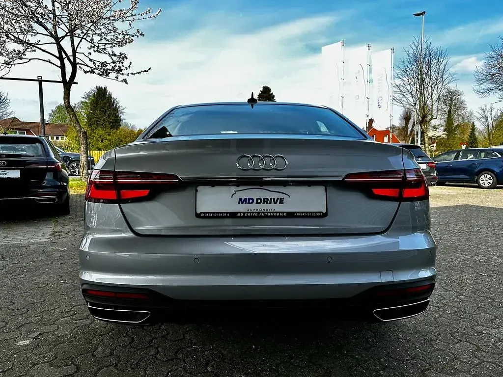 Gebraucht Audi A4 Sport 150 PS (110 kW) 2021 Silber Limousine