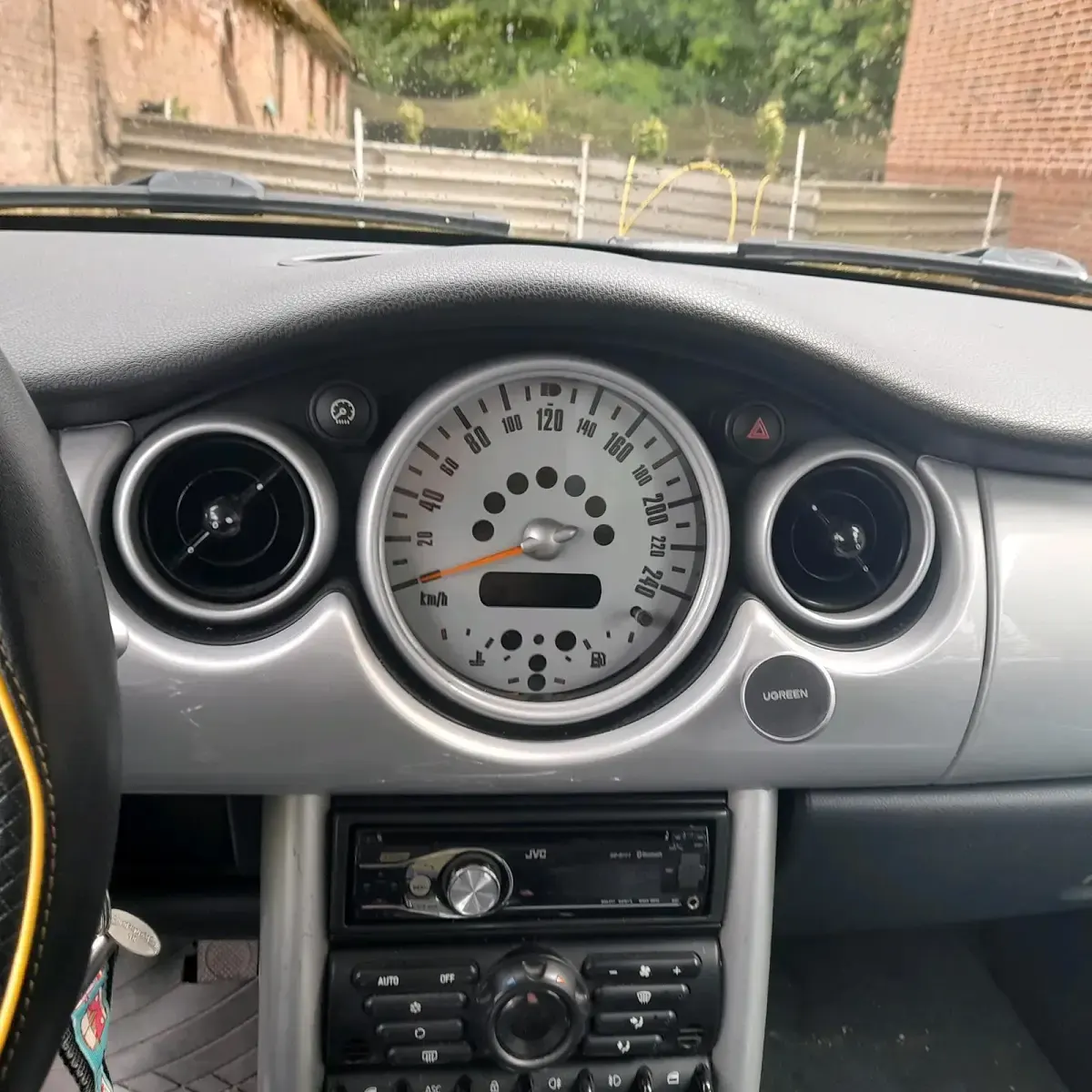 Usado Mini Cooper 85 HP (62 kW) 2002 Amarelo Citadino