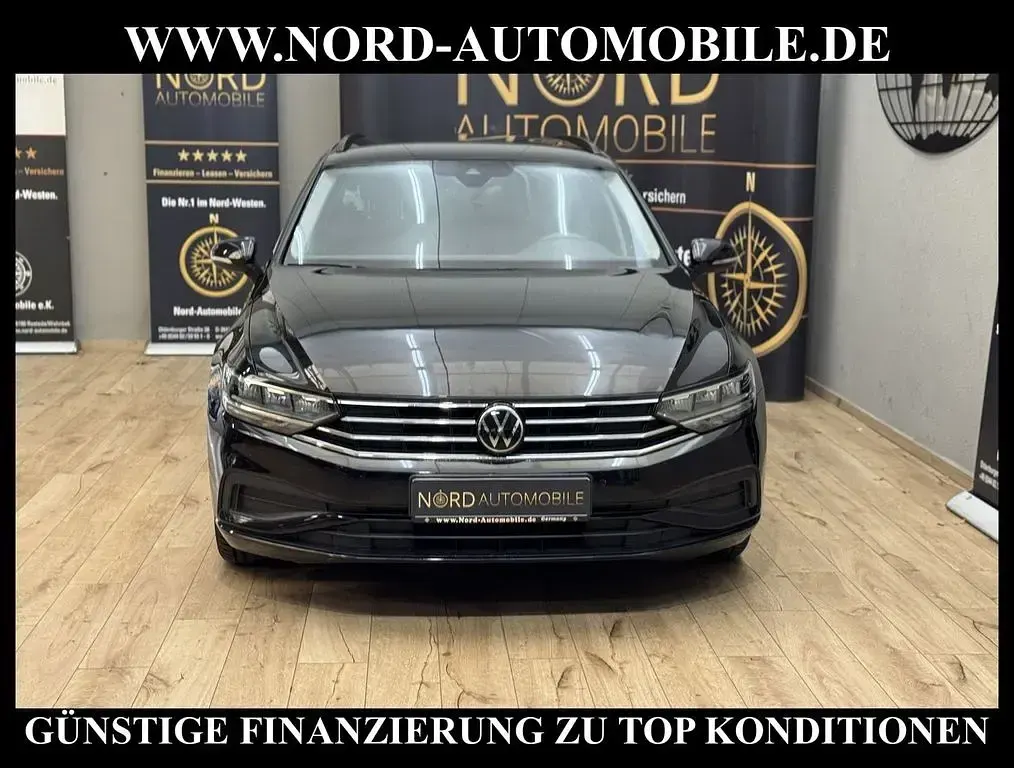 Second-hand VW Passat 122 CP (89 kW) 2023 Negru Break