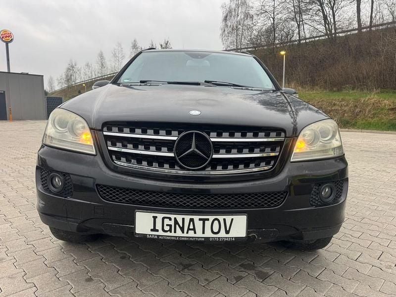 Gebraucht Mercedes ML320 224 PS (164 kW) 2008 SUV