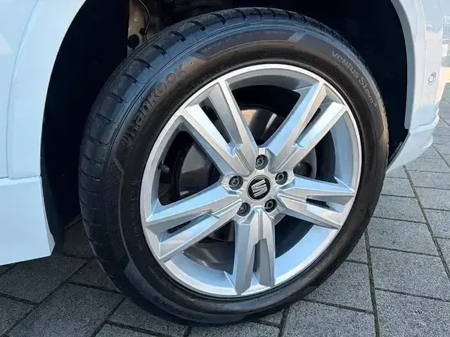 Używany Seat Ateca XCELLENCE 195 KM (143 kW) 2017 Czarny SUV