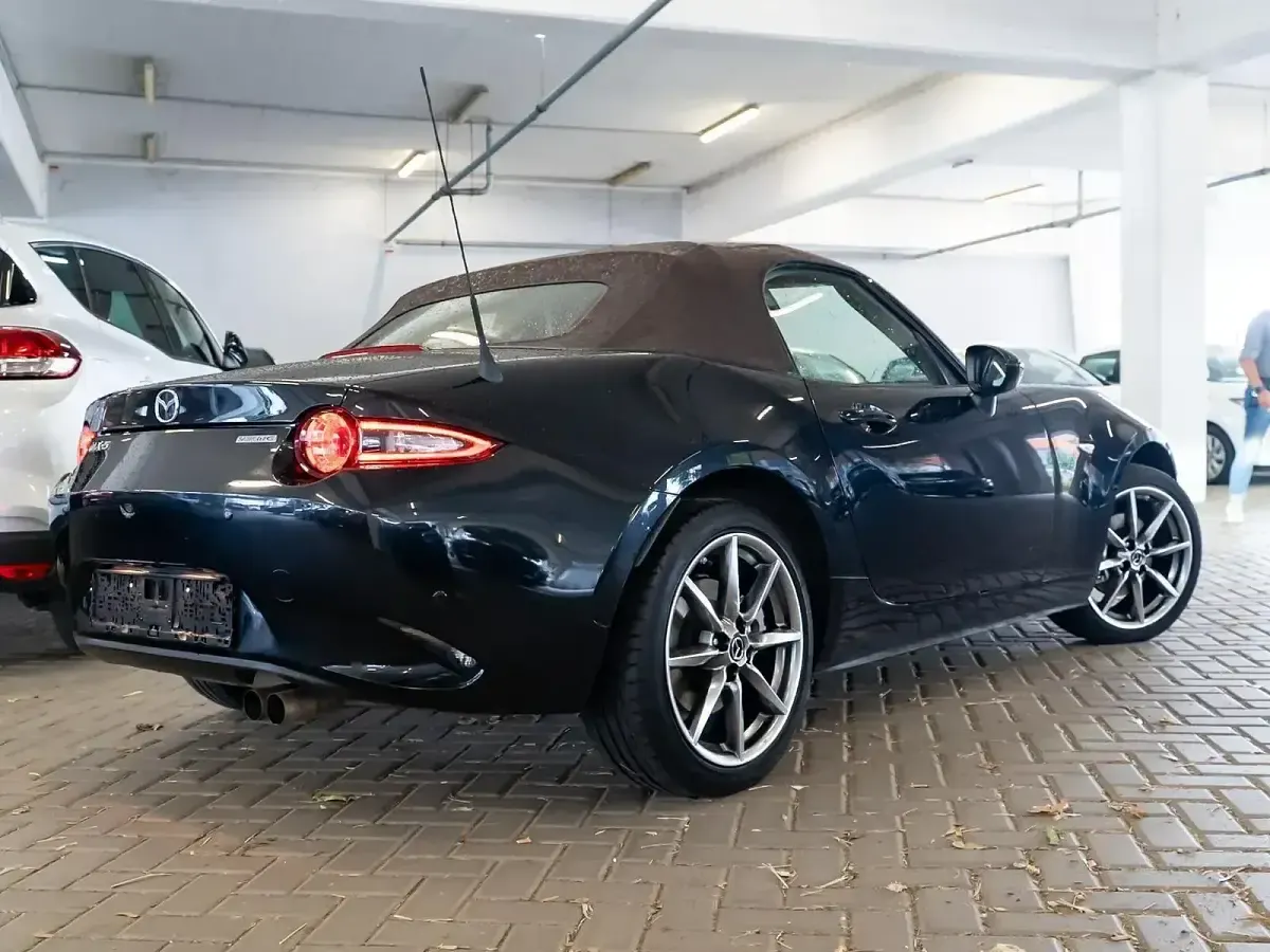 Gebraucht Mazda MX5 184 PS (135 kW) 2023 Schwarz Cabrio