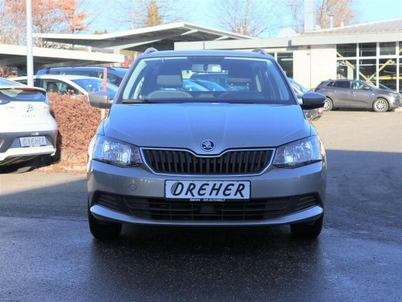 Gebraucht Skoda Fabia Ambition 90 PS (66 kW) 2016 Cappuccinobeige metallic Kombi