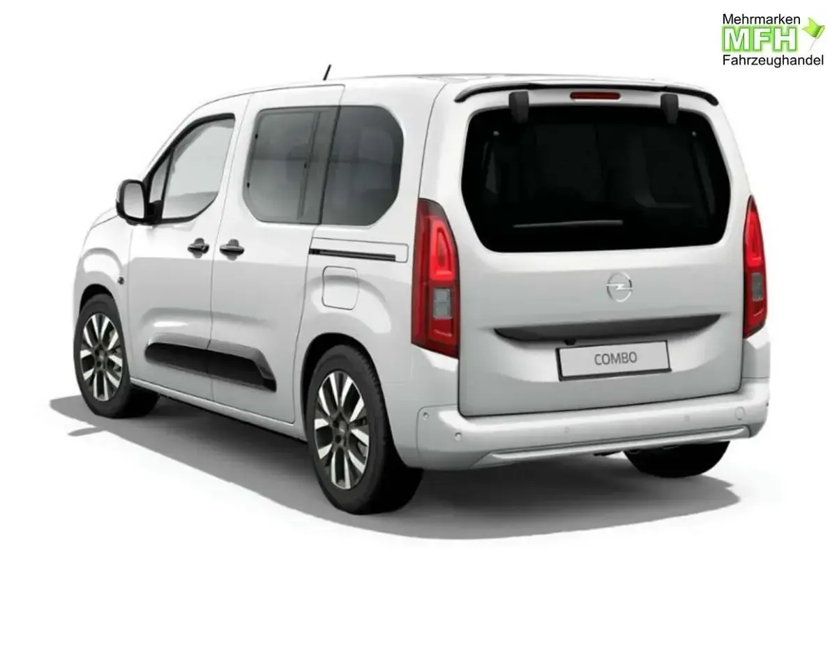 Neu Opel Combo 131 PS (96 kW) 2026 Kaolin weiß Van / Kleinbus