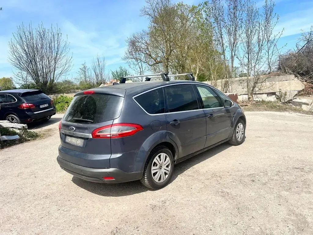 Second-hand Ford S-MAX S 163 CP (119 kW) 2011 Gri Monovolum