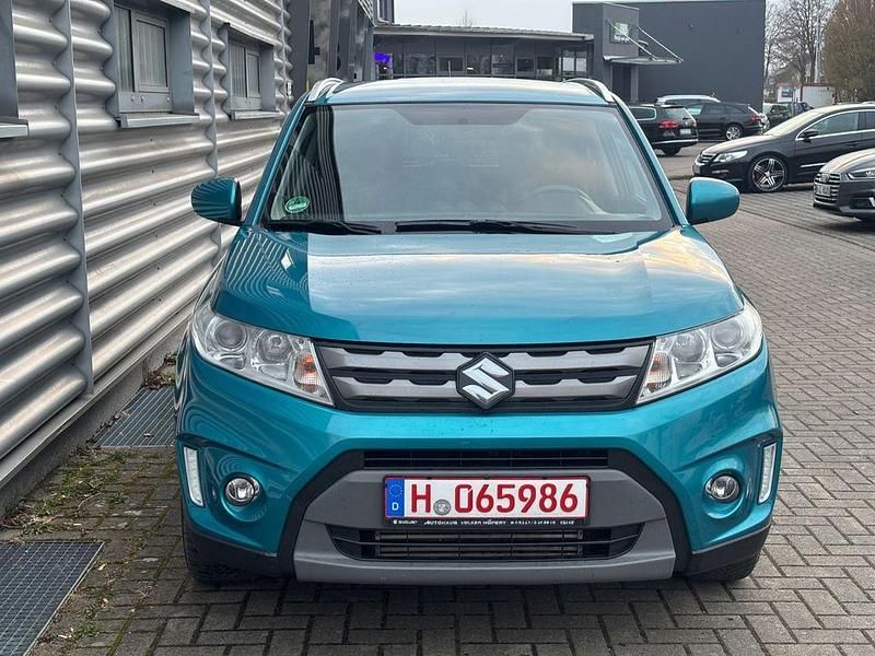 Gebraucht Suzuki Vitara 120 PS (88 kW) 2015 Blau SUV