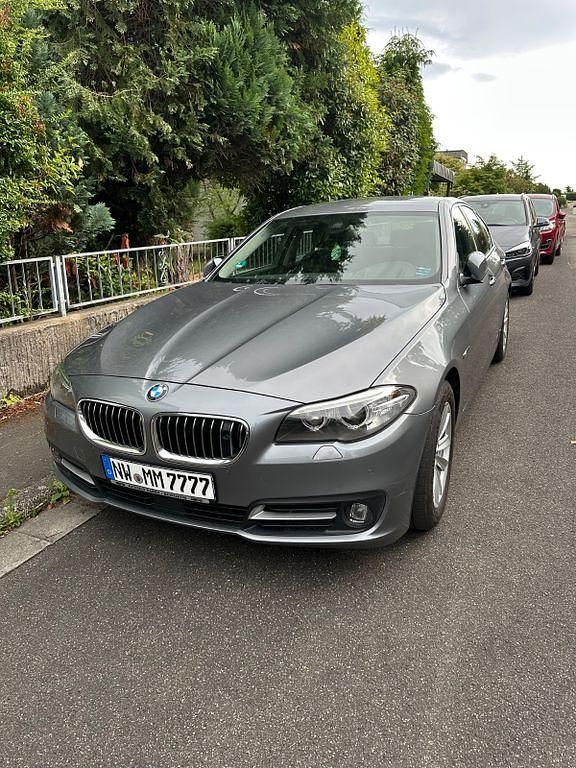 Grau Gebraucht 2014 BMW 520 Limousine | 9.999 € (Superpreis) - Bild 1/4