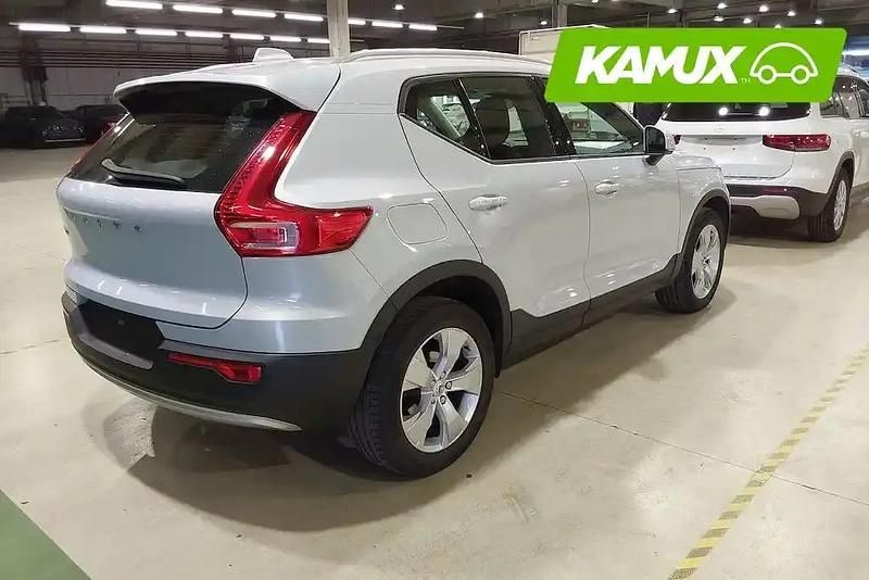 Gebraucht Volvo XC40 150 PS (110 kW) 2020 Silber / grau SUV