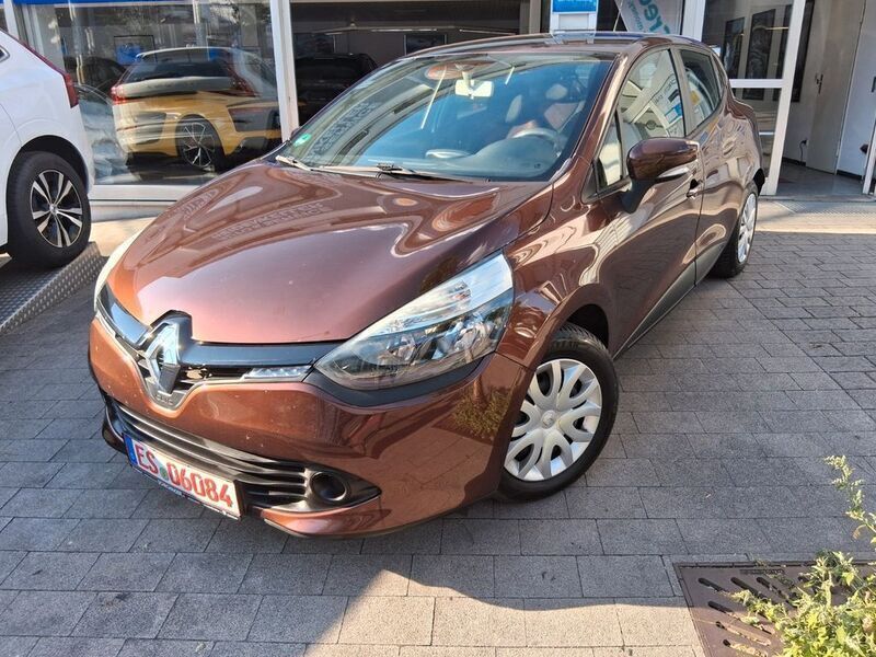 Braun Gebraucht 2014 Renault Clio IV Expression Limousine | 6.490 € (Fairer Preis) - Bild 1/4