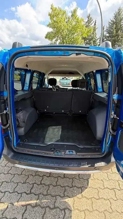 Gebraucht Dacia Dokker Stepway 131 PS (96 kW) 2020 Blau Van / Kleinbus