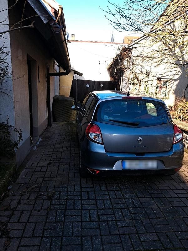 Gebraucht Renault Clio III 103 PS (75 kW) 2010 Grau Kleinwagen