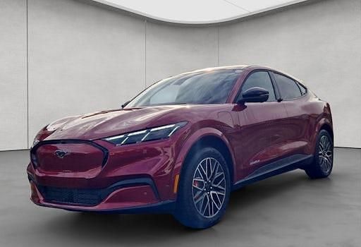 Neu Ford Mustang Mach-E Extended Range 202 kW (276 PS) 2026 Rot SUV