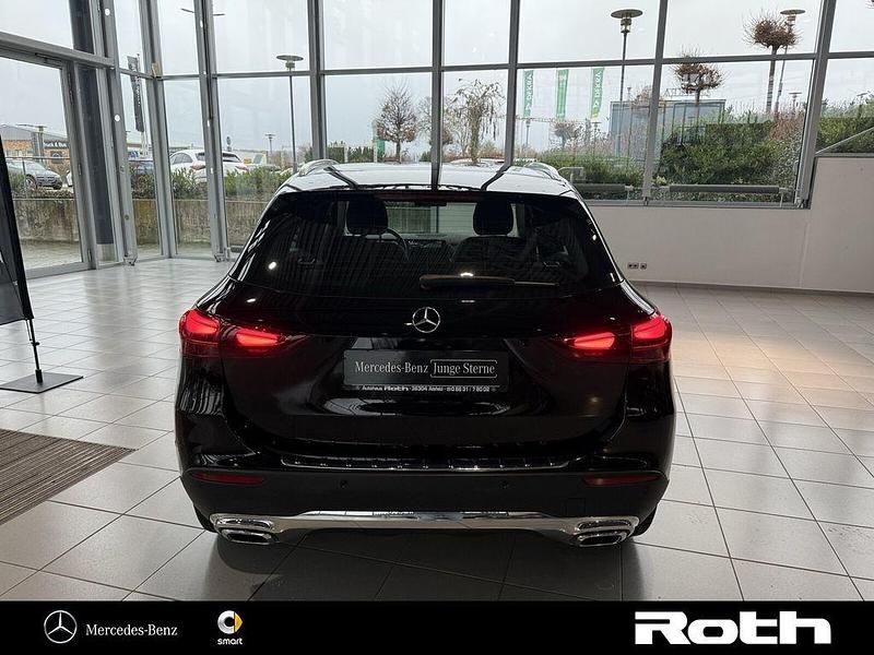 Gebraucht Mercedes GLA220 Progressive 190 PS (139 kW) 2024 Schwarz SUV