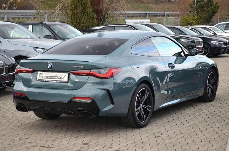 Gebraucht BMW 440 374 PS (275 kW) 2025 Cape york grün metallic Coupé