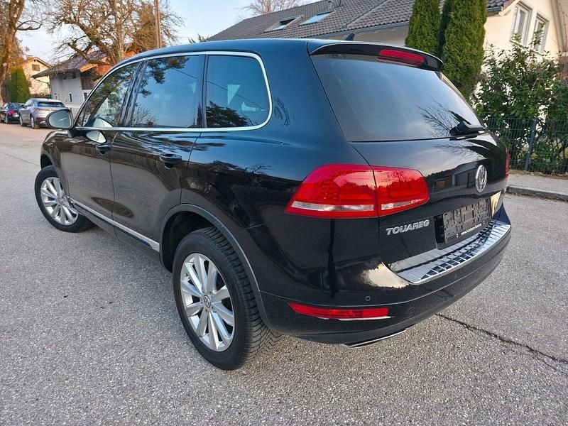 Gebraucht VW Touareg 245 PS (180 kW) 2012 Schwarz SUV