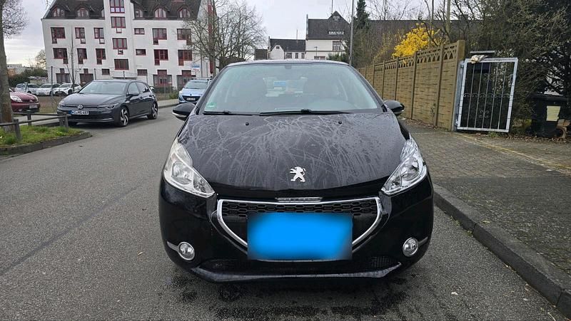 Gebraucht Peugeot 208 82 PS (60 kW) 2012 Schwarz Kleinwagen