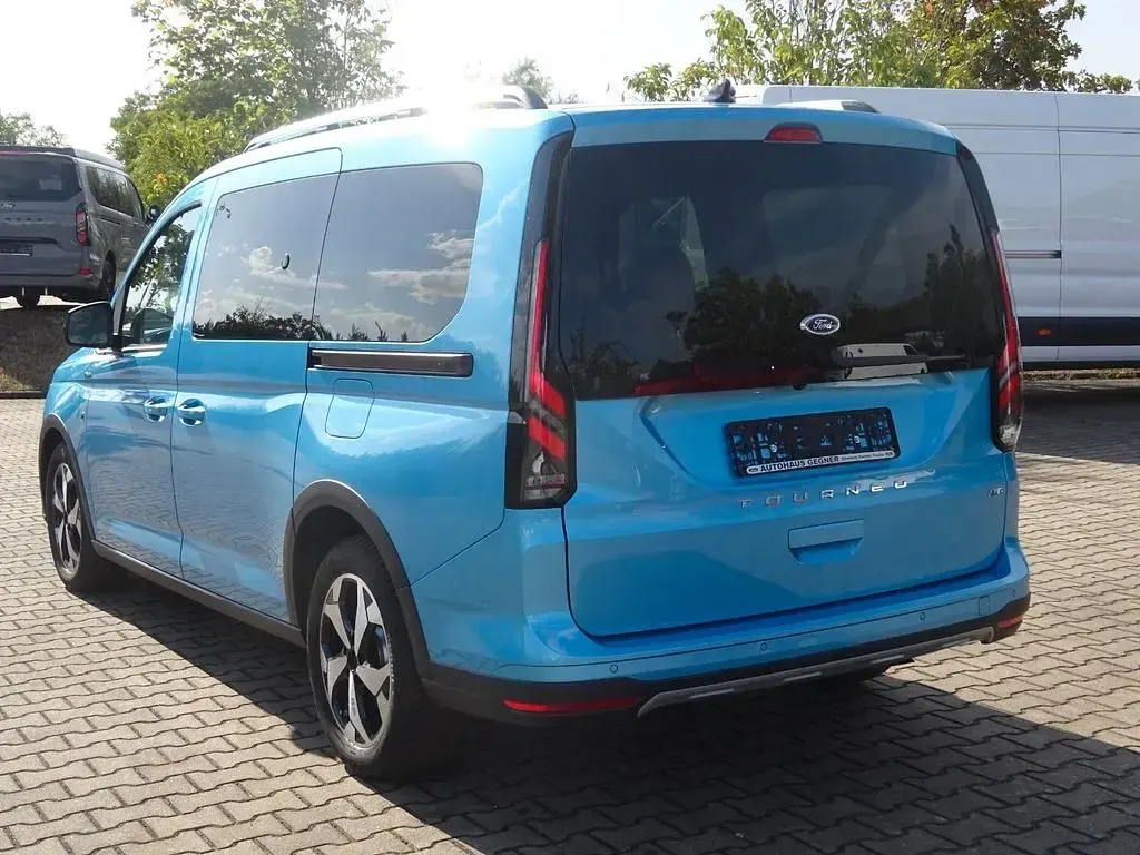 Neu Ford Grand Tourneo Connect Active 122 PS (89 kW) 2026 Blau Van / Kleinbus