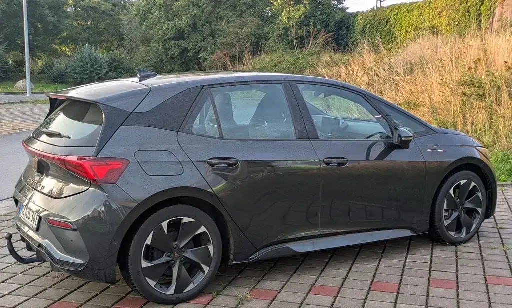 Gebraucht Cupra Born 150 kW (204 PS) 2022 Schwarz Kleinwagen
