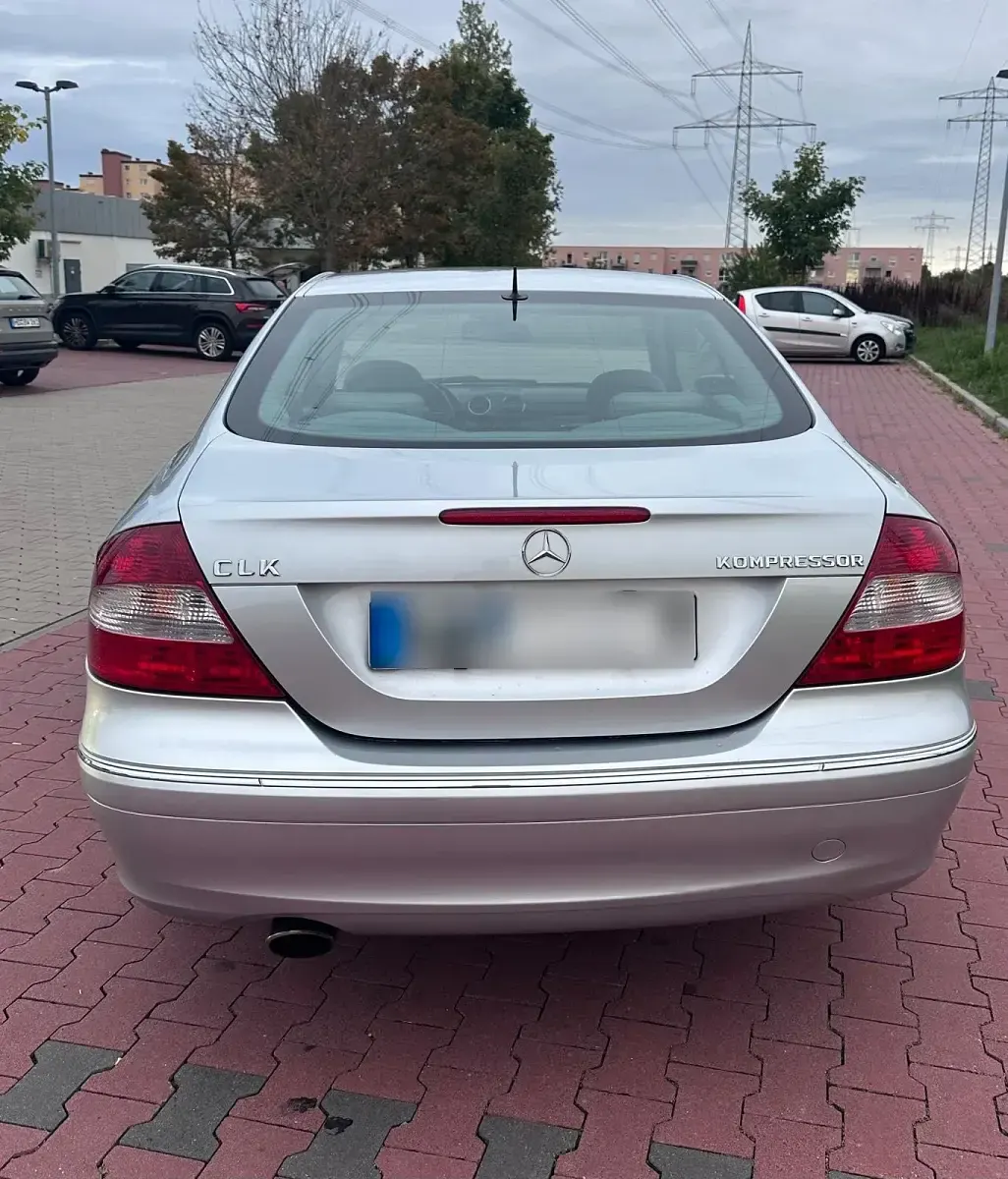 Gebraucht Mercedes CLK200 163 PS (119 kW) 2006 Silber Coupé
