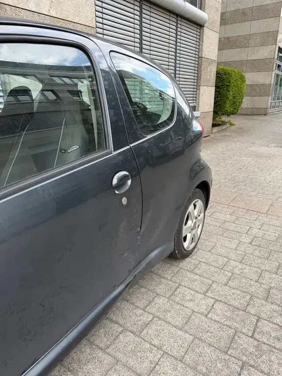 Gebraucht Toyota Aygo 68 PS (50 kW) 2006 Grau Kleinwagen