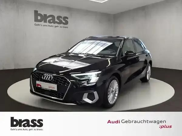 Gebraucht Audi A3 Advanced 204 PS (150 kW) 2023 Mythosschwarz metallic Limousine