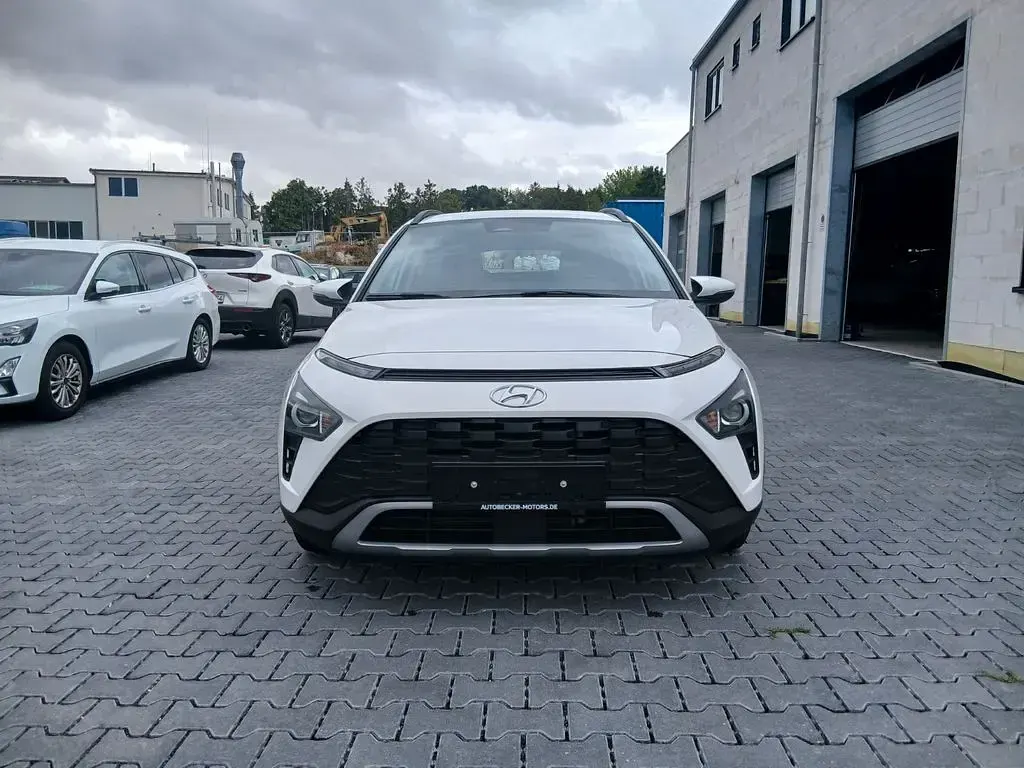 Gebraucht Hyundai Bayon Select 101 PS (74 kW) 2024 Weiß SUV