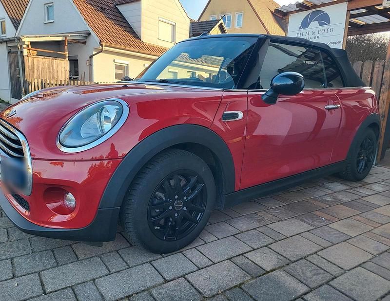 Gebraucht Mini Cooper Cabriolet 136 PS (100 kW) 2016 Rot Cabrio