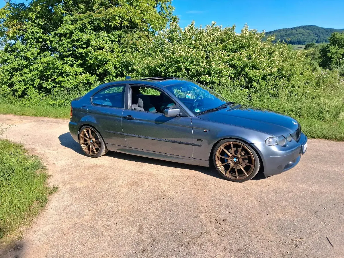 Gebraucht BMW 325 M Sport 192 PS (141 kW) 2004 Grau
