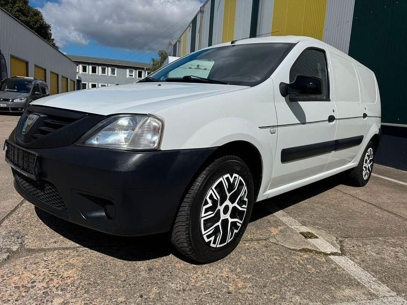 Weiß Gebraucht 2012 Dacia Logan Limousine | 4.990 € (Etwas zu teuer) - Bild 1/4