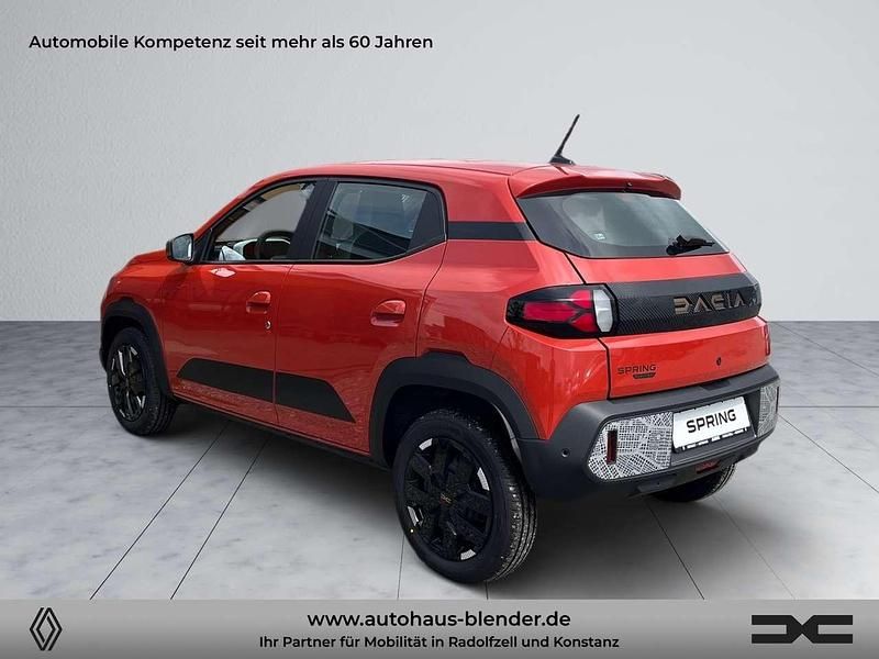 Neu Dacia Spring Extreme 47 kW (65 PS) 2025 Brick red Kleinwagen
