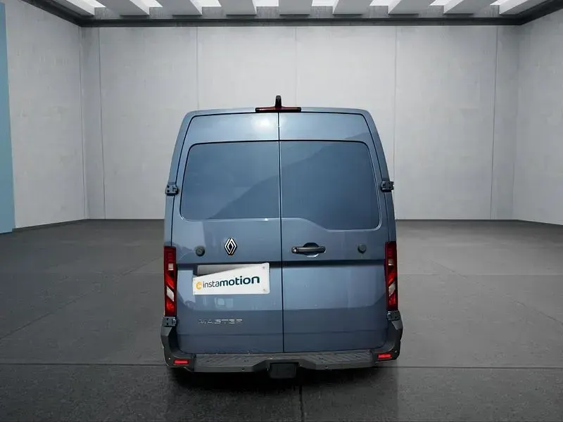 Nouvelle Renault Master 170 ch (125 kW) 2026 Bleue Monospace